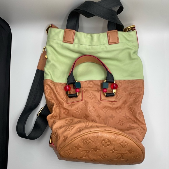 Louis Vuitton Monogram Underground Rose - Picture 2 of 3